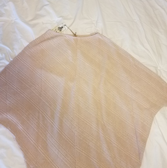 Asymmetrical Rib Knit Tunic - Picture 4 of 6